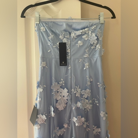 [NWT] Lulus Strapless Blue Floral Embroidered Maxi Dress - X-Small - Picture 11 of 12